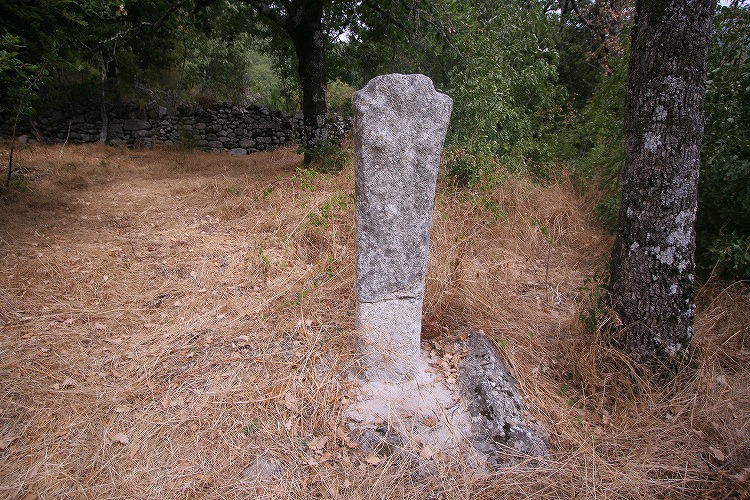 Castaldu statue-menhir